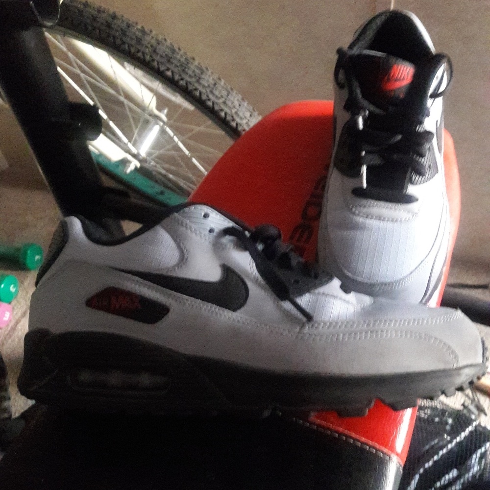 Nike sneakers - SOLD